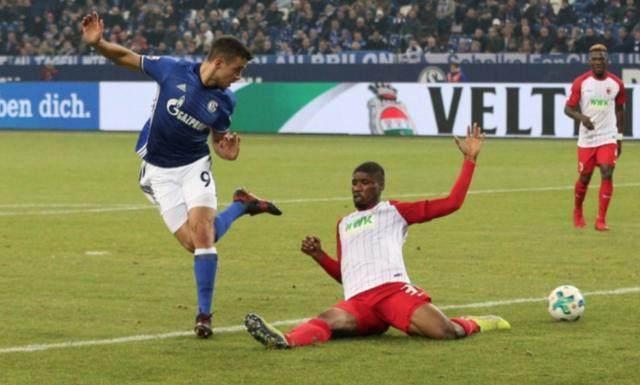 13, 法甲金靴争夺战三球员同进两球  