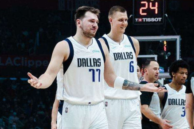  东契奇三双终结快船七连胜  